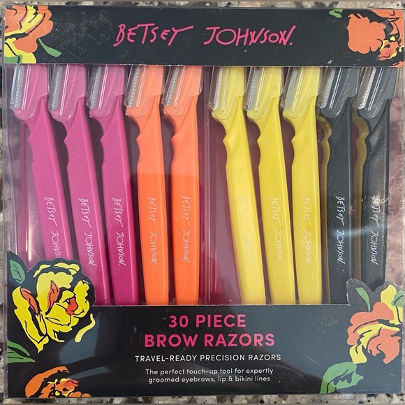 Betsey Johnson | Skincare | Betsy Johnson 3 Piece Facial Razors | Poshmark
